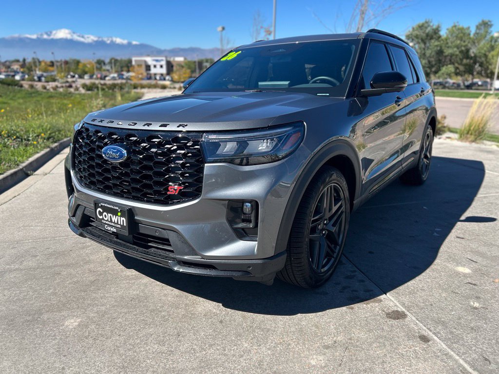Used 2026 Ford Explorer ST w/ Sun And Sound Package AWD/4WD image 3