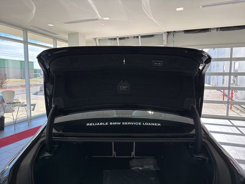 Used 2025 BMW 530i xDrive w/ Premium Package image 10