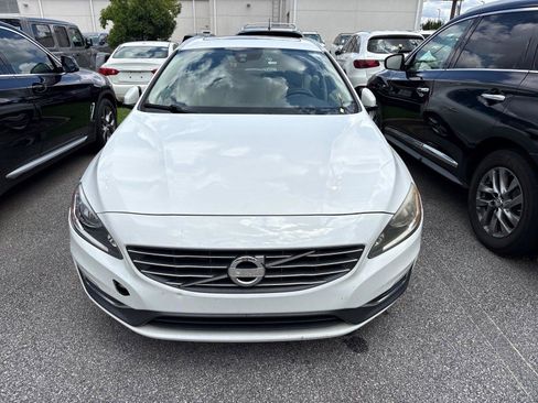 Used 2015 Volvo V60 T5 Premier Plus FWD image 25