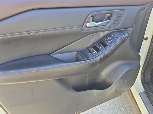 Used 2023 Nissan Rogue SL w/ SL Premium Package AWD/4WD image 20