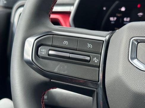 New 2026 GMC Canyon AT4X w/ LPO, Black Badging Package image 32