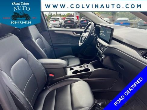 Certified 2025 Ford Escape Platinum AWD/4WD image 23