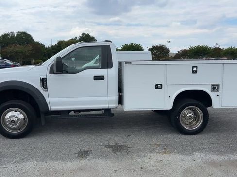 Used 2021 Ford F450 XL w/ Power Equipment Group image 34