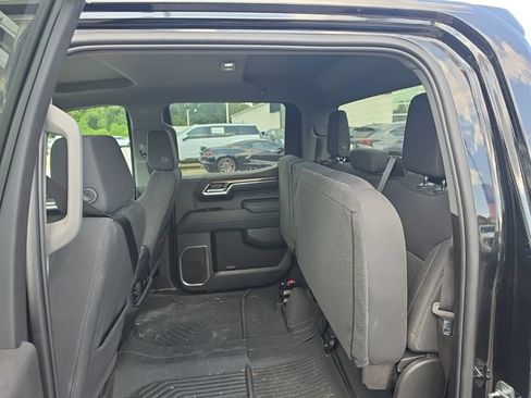Used 2023 Chevrolet Silverado 1500 RST AWD/4WD image 12