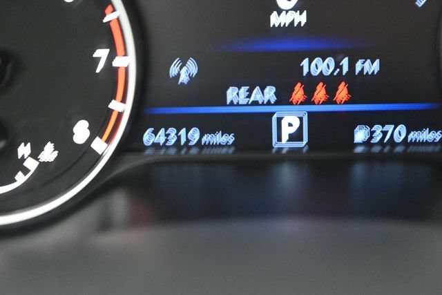 Used 2024 Nissan Altima 2.5 SR FWD image 13