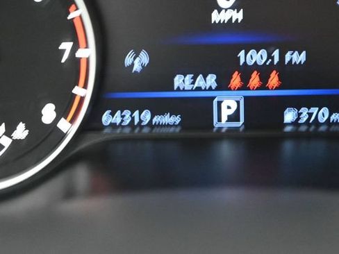 Used 2024 Nissan Altima 2.5 SR FWD image 13