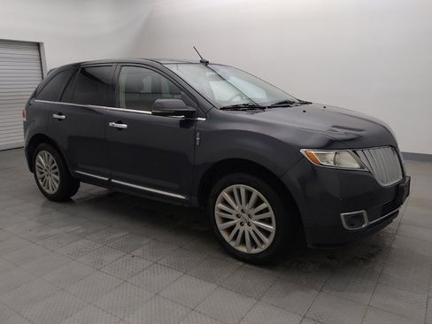 Used 2013 Lincoln MKX FWD image 11