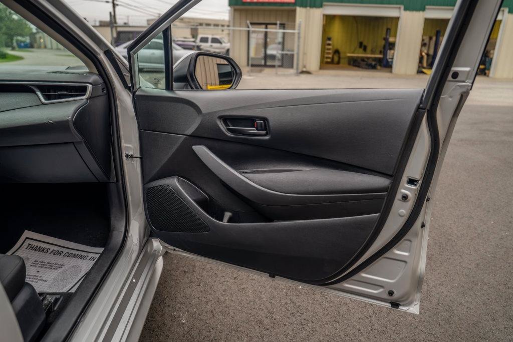 Used 2024 Toyota Corolla LE FWD image 18