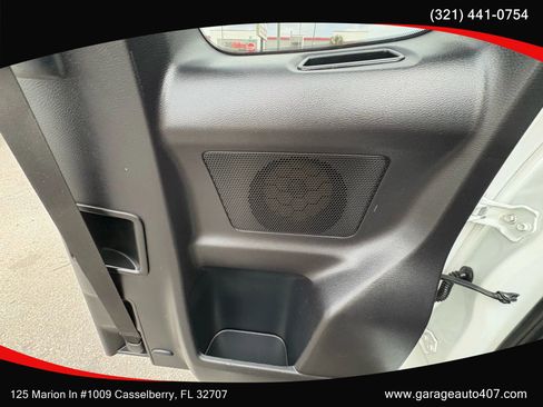 Used 2017 Toyota Tacoma SR5 image 32