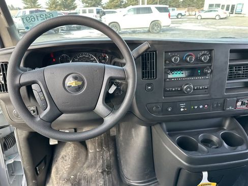 Used 2025 Chevrolet Express 2500 Extended w/ Communications Package image 7