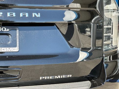 New 2026 Chevrolet Suburban Premier image 28