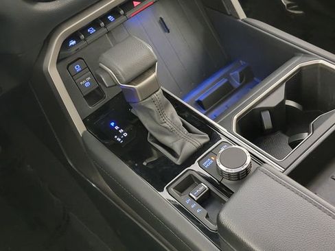 Used 2024 Toyota Tundra Limited image 24