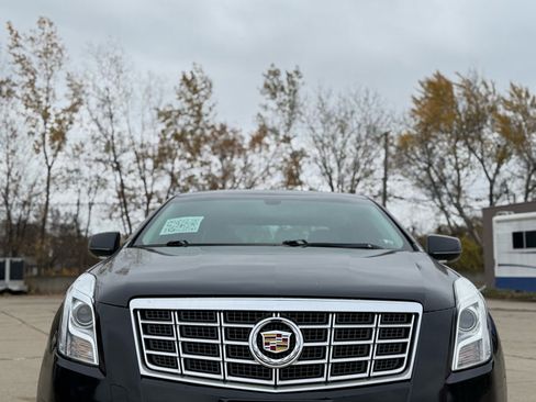 Used 2014 Cadillac XTS Luxury image 3