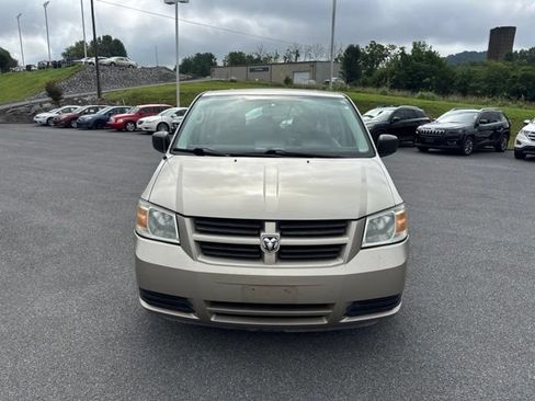 Used 2008 Dodge Grand Caravan SE FWD image 3