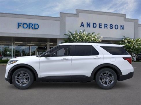 New 2026 Ford Explorer Active w/ Active Comfort Package image 3
