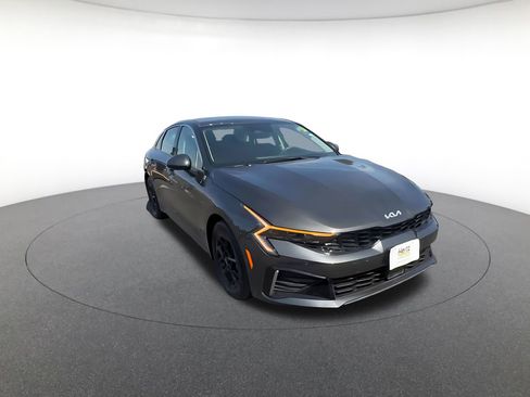 Used 2025 Kia K5 LXS image 3