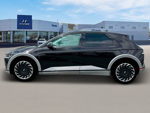 New 2024 Hyundai Ioniq 5 Limited image 3