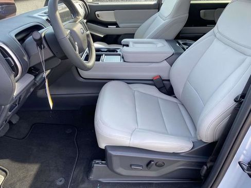 New 2026 Ford Expedition Max Active RWD image 16