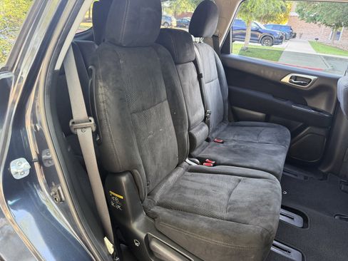 Used 2016 Nissan Pathfinder S FWD image 13