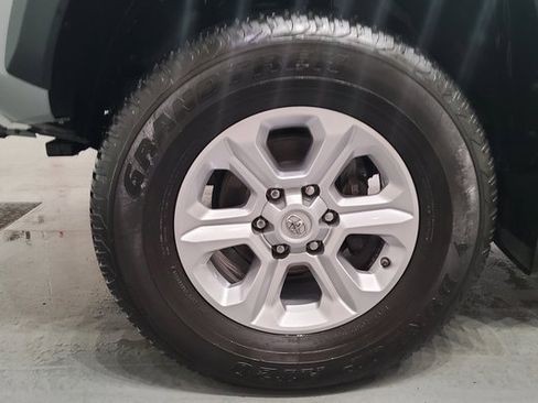 Used 2021 Toyota Tacoma TRD Off-Road image 37