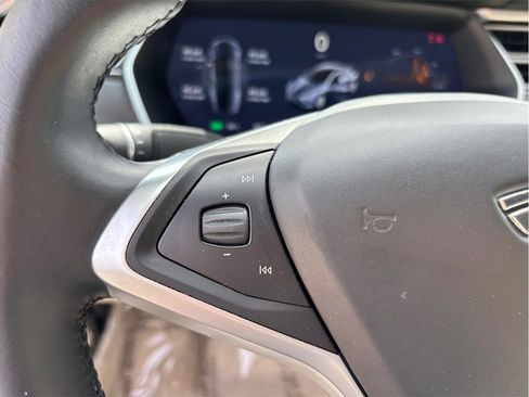Used 2018 Tesla Model S 100D image 21