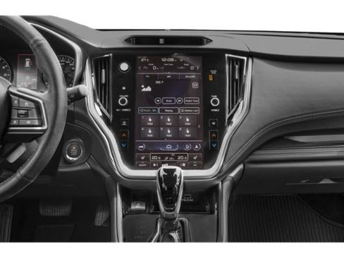 Used 2025 Subaru Outback Limited image 13