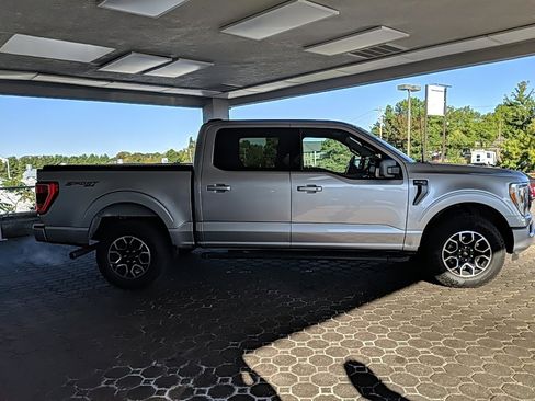 Certified 2022 Ford F150 XLT w/ Equipment Group 302A High image 4