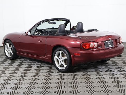 Used 2003 MAZDA MX-5 Miata image 4