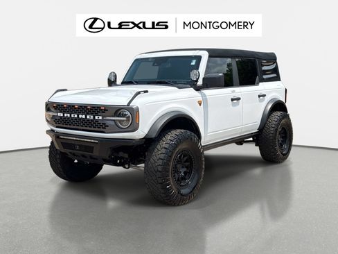 Used 2023 Ford Bronco Badlands AWD/4WD image 7