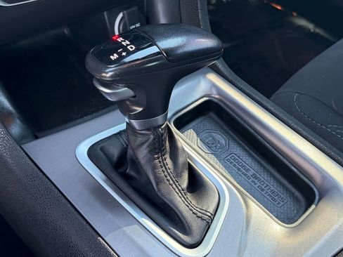 Used 2023 Dodge Charger SXT RWD image 28