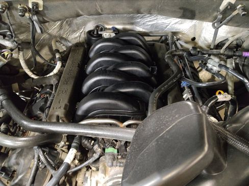 Used 2015 Ford F150 XLT w/ Equipment Group 302A Luxury image 30