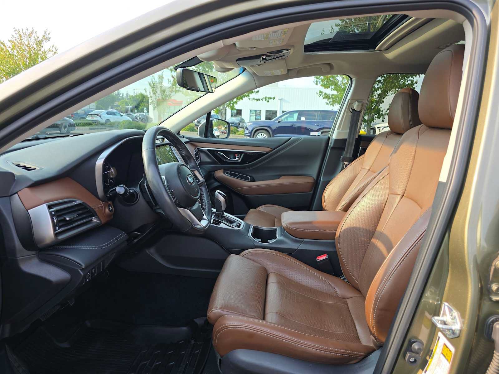 Used 2022 Subaru Outback Touring w/ Popular Package #2 AWD/4WD image 24