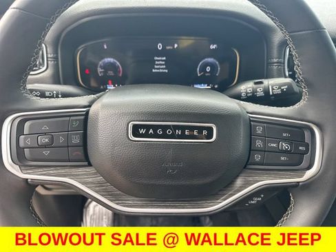 Certified 2024 Jeep Wagoneer Series II w/ Flexible Seating Group AWD/4WD image 20
