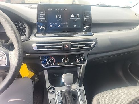 Certified 2023 Kia Seltos LX AWD/4WD image 24