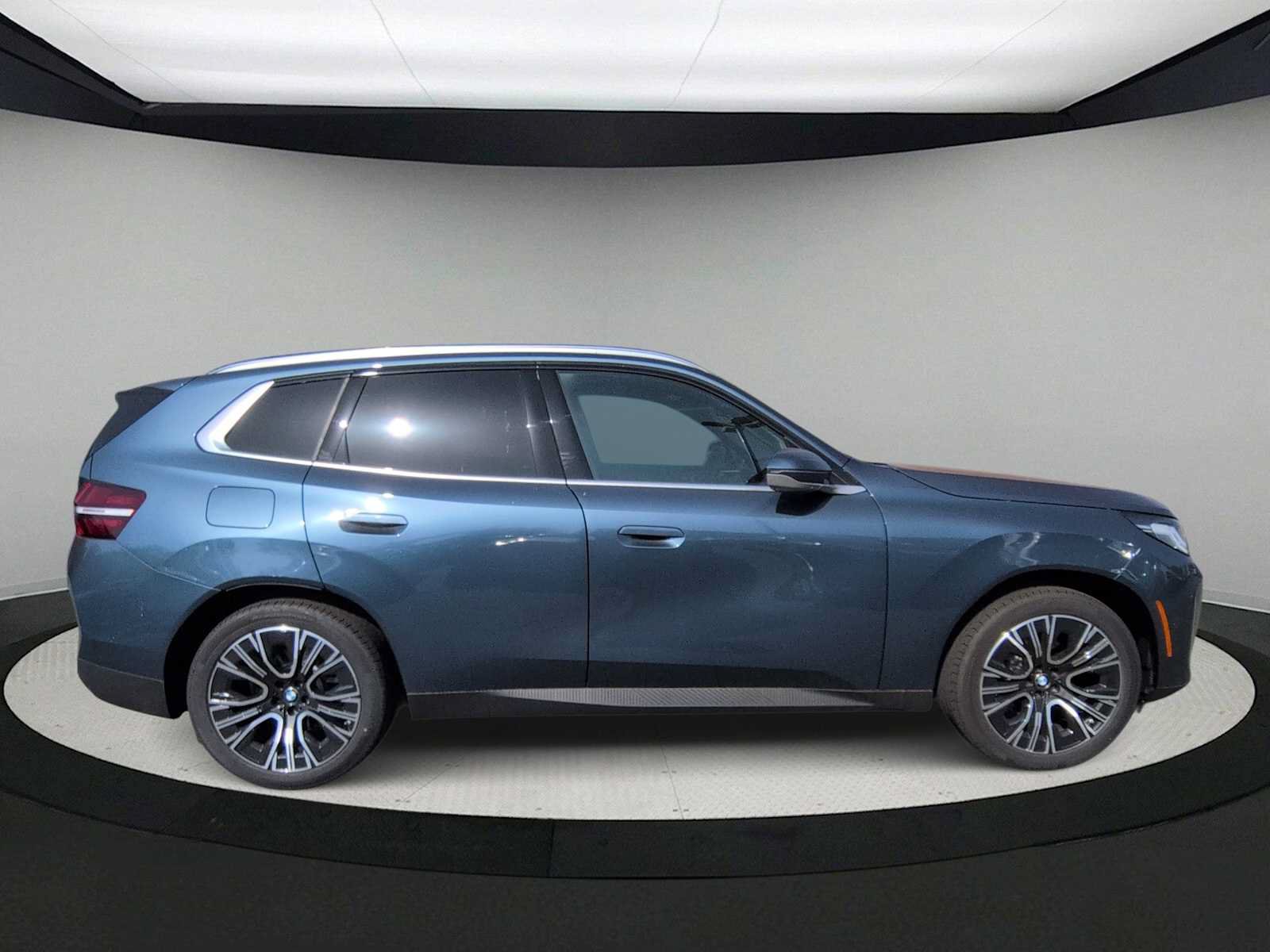 Used 2026 BMW X3 xDrive30i w/ Convenience Package AWD/4WD image 9