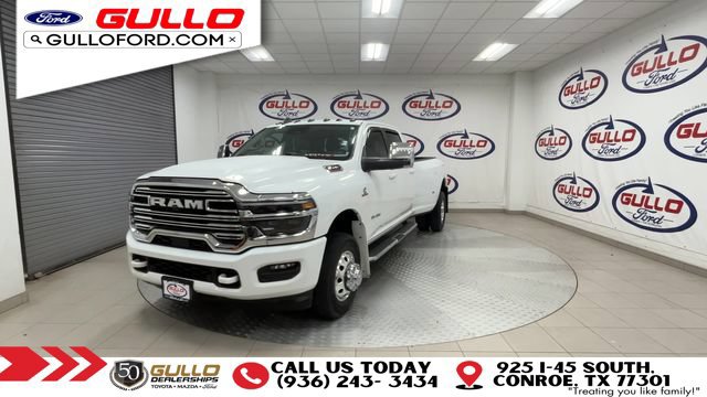 Used 2025 RAM 3500 Laramie AWD/4WD image 5