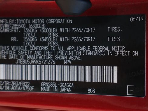 Used 2019 Toyota 4Runner SR5 AWD/4WD image 54