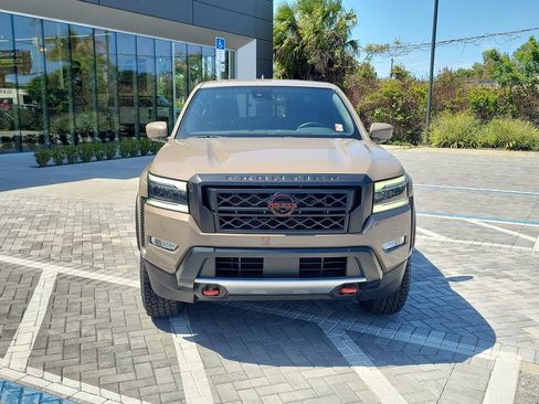 Used 2022 Nissan Frontier Pro-X RWD image 8