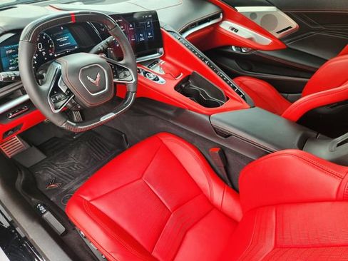 Used 2025 Chevrolet Corvette Z06 image 23