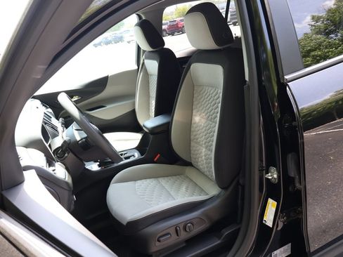 Certified 2021 Chevrolet Equinox LS w/ LS Convenience Package AWD/4WD image 30
