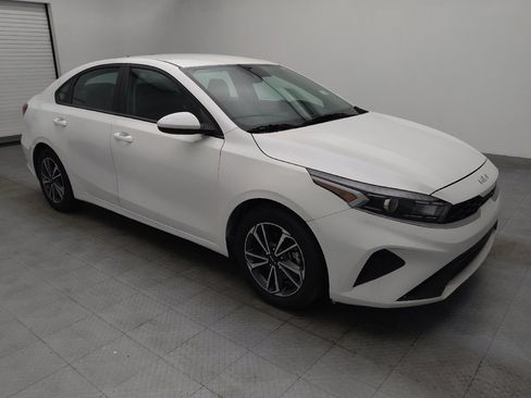 Used 2022 Kia Forte LXS FWD image 11