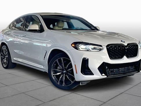 Used 2023 BMW X4 xDrive30i w/ M Sport Package image 2
