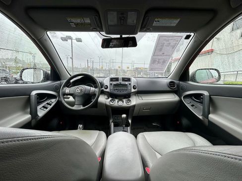 Used 2010 Toyota RAV4 Limited FWD image 17