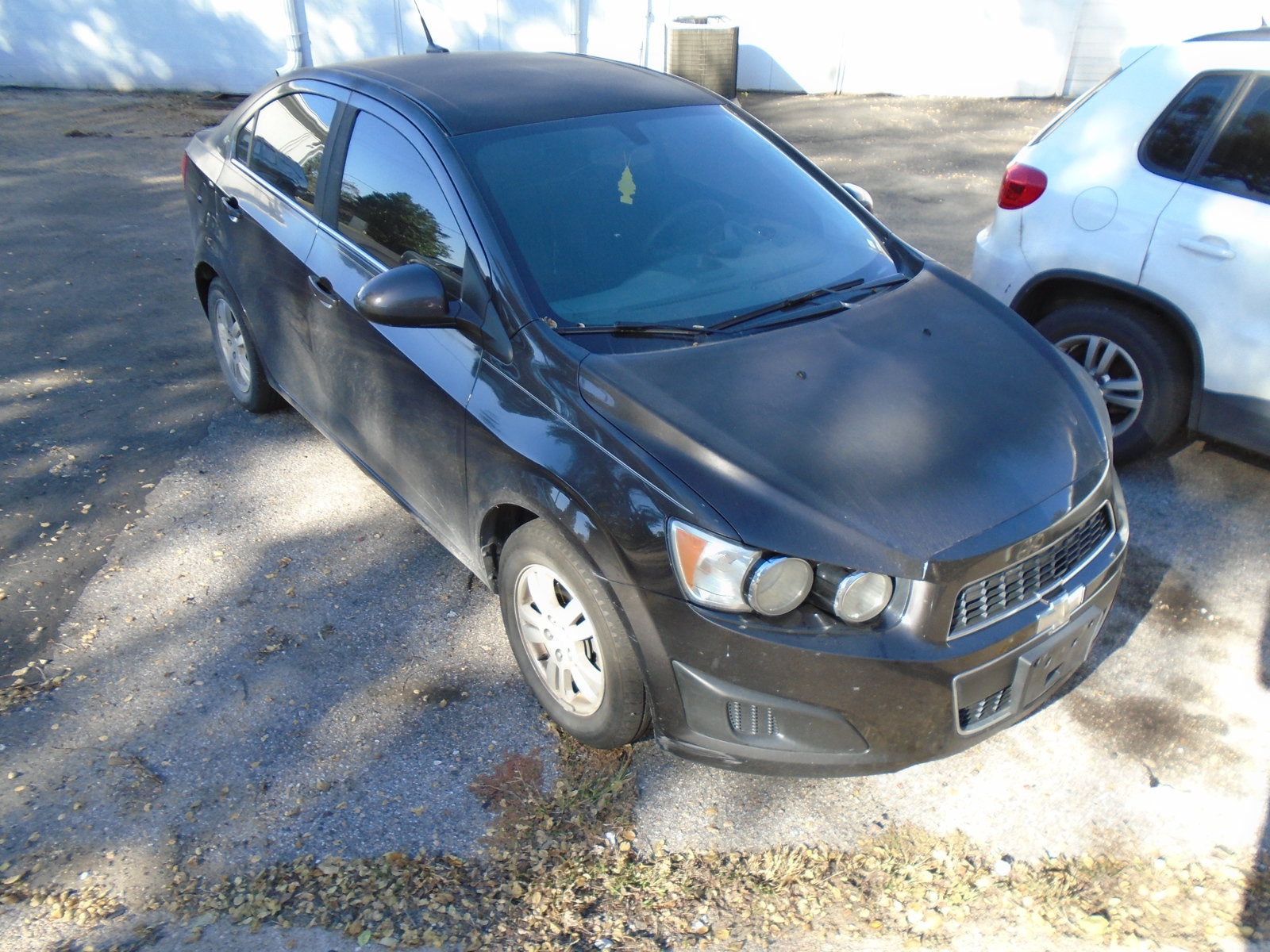 Used 2014 Chevrolet Sonic LT FWD image 1