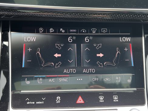 Certified 2023 Audi SQ7 Prestige AWD/4WD image 29