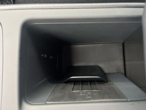 New 2026 Volkswagen Tiguan SE R-Line FWD image 27
