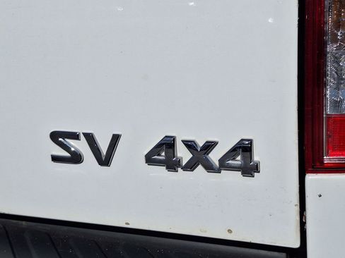 Used 2021 Nissan Frontier SV w/ SV Utility Package image 25