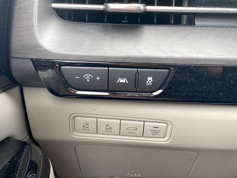 Used 2022 Kia Carnival SX FWD image 29