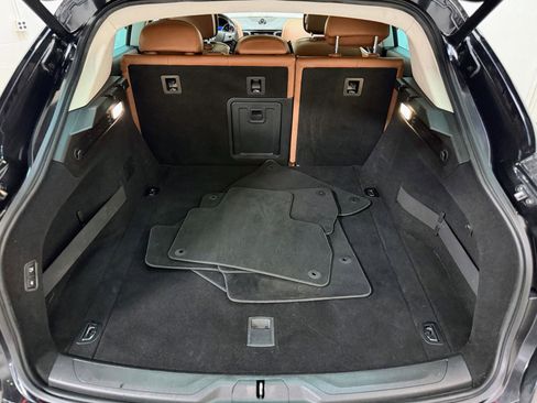 Used 2017 Maserati Levante S image 28