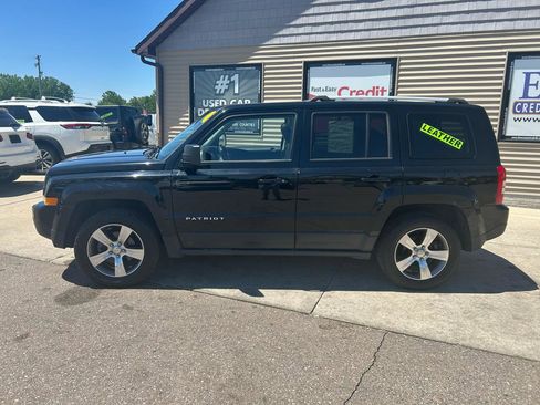 Used 2017 Jeep Patriot High Altitude AWD/4WD image 8